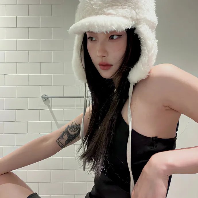 别穿越时空了,恋人们